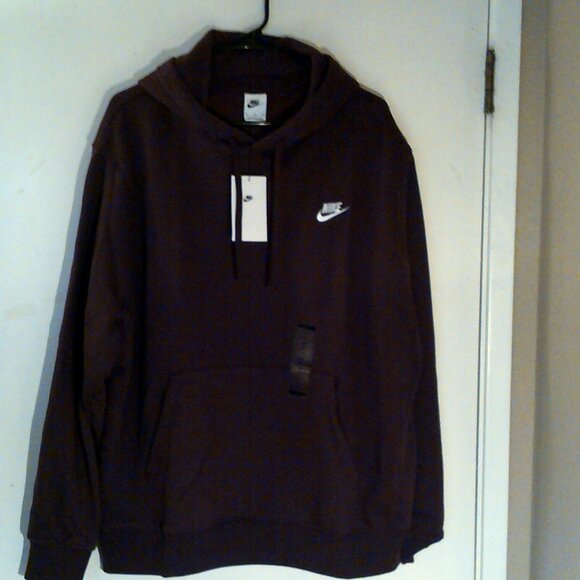 NEW NIKE SPORTSWEAR "Club Fleece PO Hoodie" MENS BURGUNDY CRUSH PO XL BV2654-652 - Picture 1 of 7